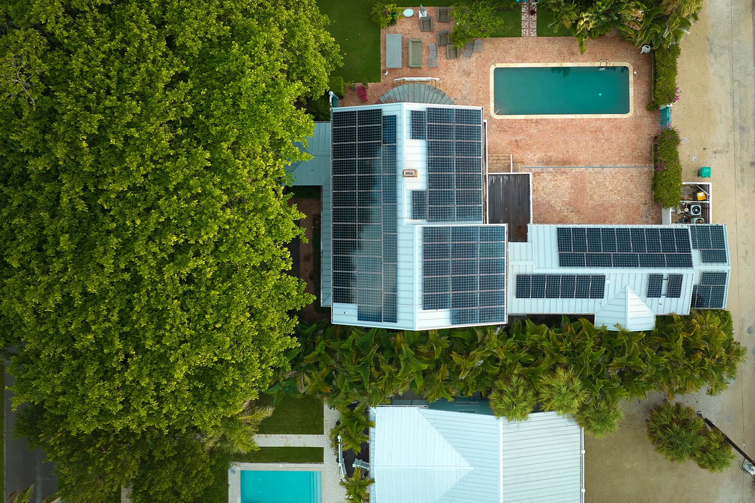 Roof inspection aerial photography